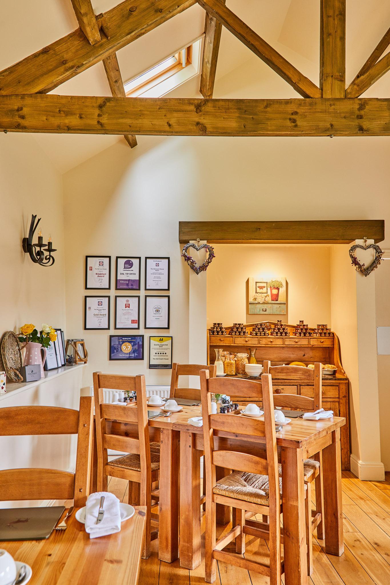 ホテル The Old Coach House リポン エクステリア 写真